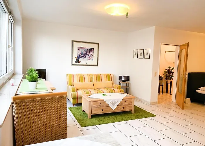 شقة Zentrumsnah Und Gruen Zentral Wuppertal/remscheid *